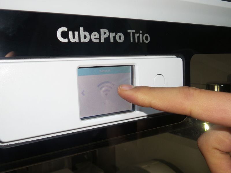 Manipulate the CubePro Trio image-9.jpg